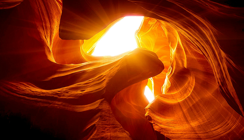 凯发天生一触即发制药盛装参展2024西鼎会，共绘健康产业新蓝图！